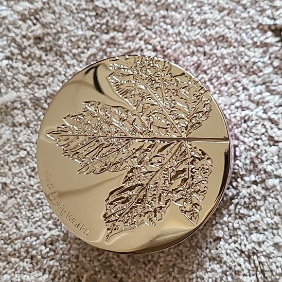 RADIANT RED MAPLE 3 Wick Candle Bath and Body Works - Picture 2 of 6